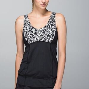 Lululemon Hustle & Bustle Tank Womens Size 8 Black Pretty Palm Black Angel Wings
